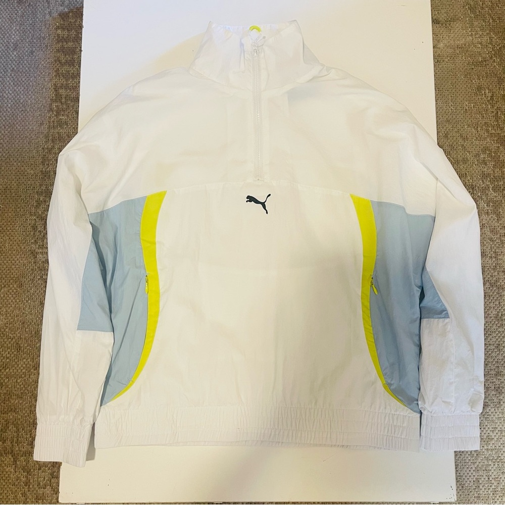 PUMA Retro Women’s WindCell Windbreaker Jacket Size Small